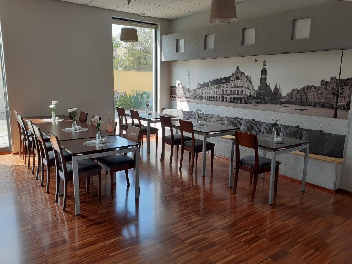 Weiser Hotel Wrocław Extérieur photo